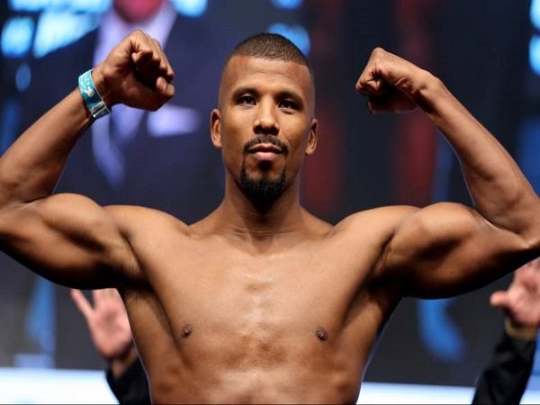 Badou Jack Lepas Gelar Juara yang Baru Sebulan Disandang