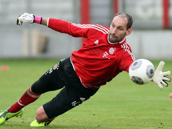 Meskipun Telah Pensiun, UEFA Izinkan Tom Starke Kembali Perkuat Bayern Munich