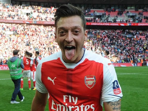Sarankan Tolak United, Legenda Jerman Solusi Masa Depan Terbaik untuk Ozil