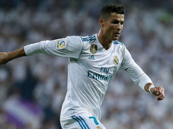 Luis Figo Harapkan Cristiano Ronaldo Konsisten Demi Perbaiki Posisi Madrid