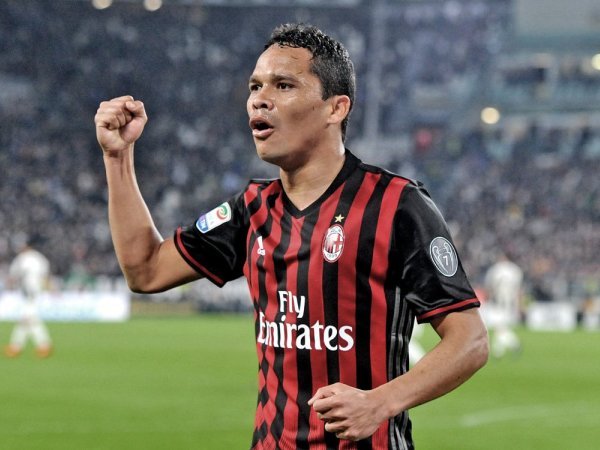 Agen Carlos Bacca Bicara Tentang Kritik Pada Kliennya