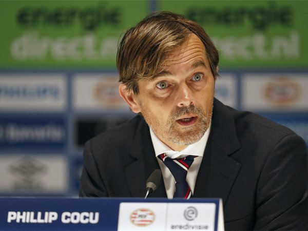 Phillip Cocu Tak Mau Pikirkan Laga Feyenoord vs Ajax Amsterdam