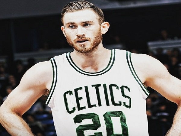 Musim Gordon Hayward Dipastikan Sudah Berakhir