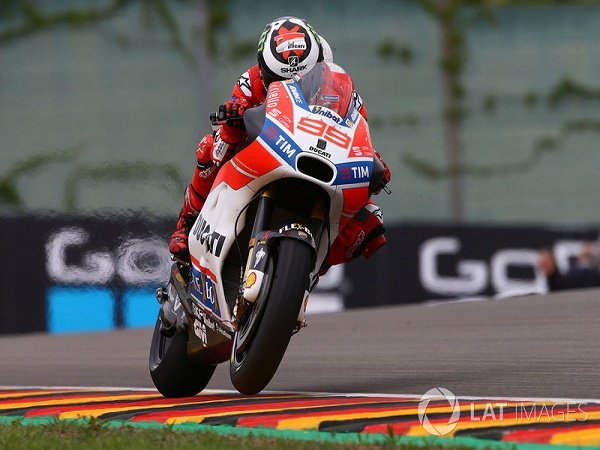 Lorenzo Diprediksi Bakal Bersinar Musim Depan