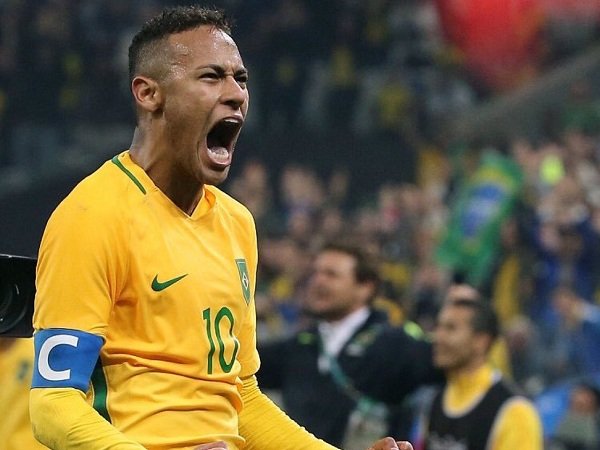 Casemiro Nantikan Kedatangan Neymar ke Real Madrid