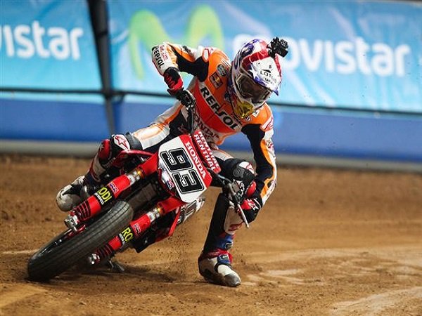 Kelelahan, Marc Marquez Absen Di Ajang Balap Motocross 2017