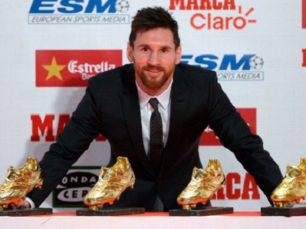 Menangkan Sepatu Emas, Messi Tetap Bungkam Soal Kontrak Anyar