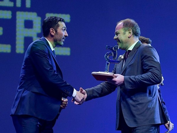 Gianluigi Buffon Dinobatkan Sebagai Pemain Terbaik Serie A 2017