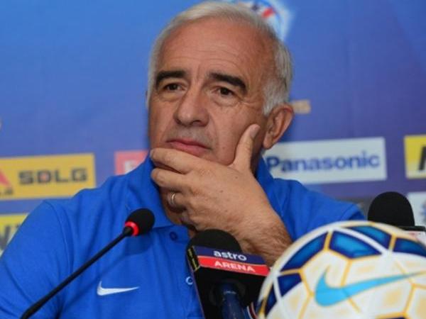 Cari Tantangan di Indonesia, Mario Gomez Rela Banting Harga