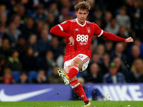 Everton Batalkan Peminjaman Kieran Dowell, Manajer Nottingham Forest Terkejut