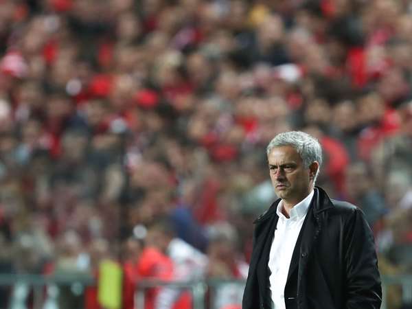 Mourinho Tak Mau Ambil Pusing dengan Hasil 'Drawing' 16 Besar