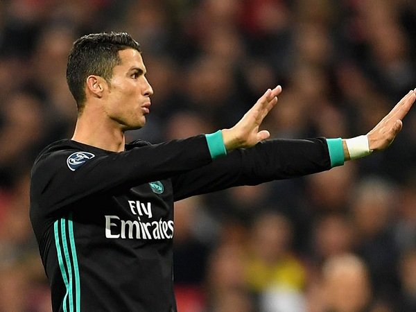 Pelatih Gremio Klaim Dirinya Lebih Baik dari Cristiano Ronaldo