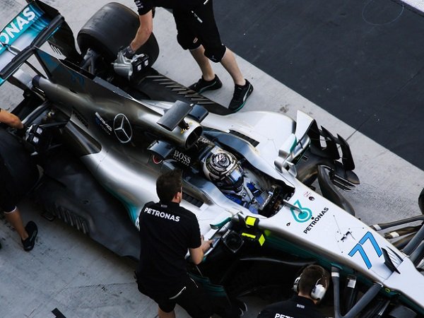 Tenaga Mesin Mercedes Hampir Mencapai 1000 Tenaga Kuda
