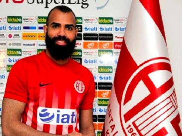 Benarkah Benevento Telah Sukses Gaet Sandro?