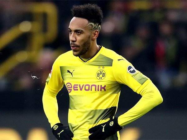 Guangzhou Evergrande Bantah Akan Datangkan Aubameyang