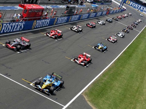 F1 Pertimbangkan Balapan Dengan Empat Mobil dalam Satu Baris Start