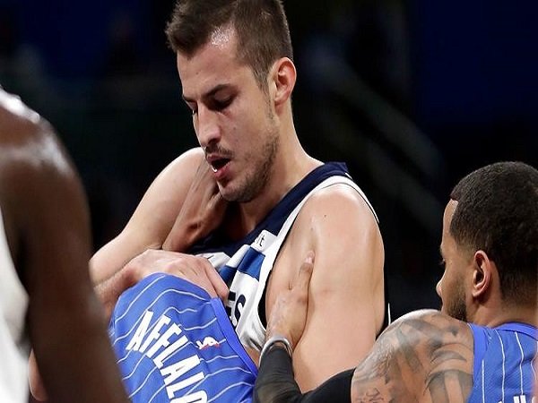Evan Fournier Bawa Magic Putus Tren Positif Timberwolves