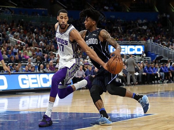 Penampilan Apik Garrett Temple Bawa Kings Hantam Magic