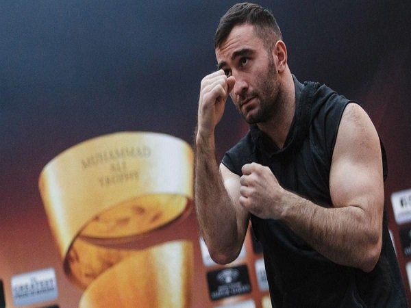 Kubu Gassiev Yakin Petinjunya Bisa Jatuhkan Usyk di Final WBSS