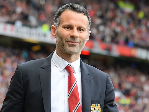 Ryan Giggs Sebut Lini Depan MU Sudah Selevel dengan City
