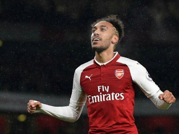 Arsene Wenger Ungkap Persamaan Aubameyang dan Thierry Henry