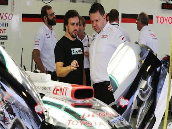 Mclaren Tegaskan Peran Fernando Alonso Hanya Sebatas Pebalap Pinjaman Di Toyota WEC