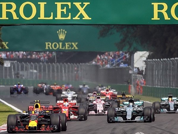 Verstappen: Red Bull Bakal Dominasi F1 Jika Gunakan Mesin Mercedes