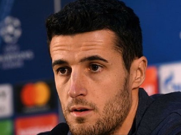 Pemandu Bakat Everton Pantau Pemain Bertahan Porto