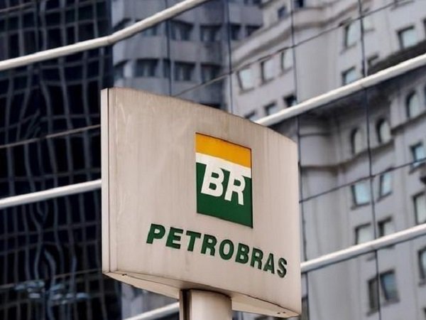 Petrobras Resmi Suplai Bahan Bakar McLaren di F1 2019