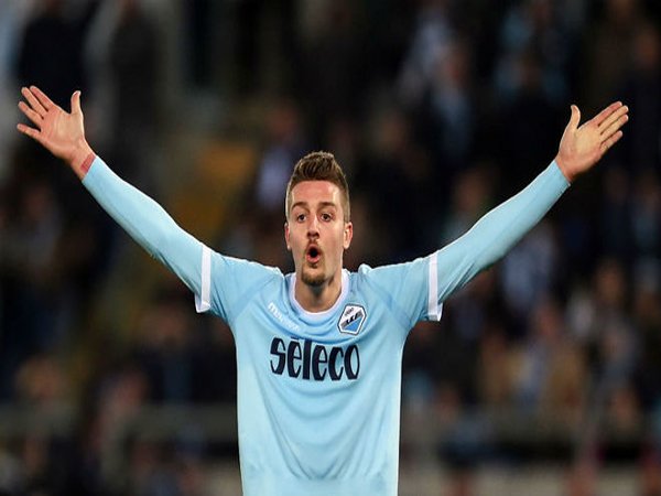 Real Madrid Siap Kalahkan Man United dalam Perburuan Bintang Lazio