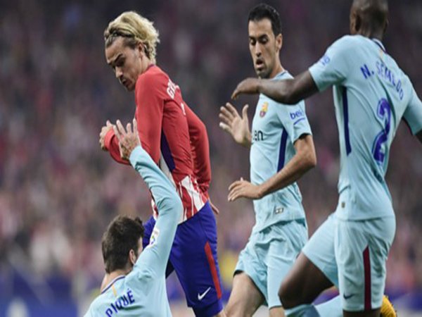 Busquet Sebut Barcelona Akan Jalani Laga Berat Kontra Atletico Madrid