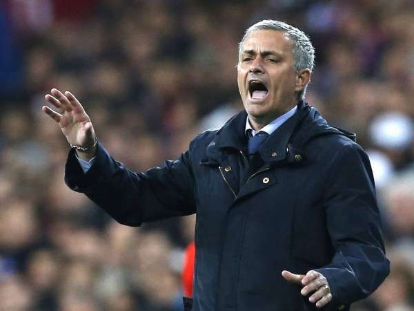 MU Berbalik Unggul, Mourinho Enggan Ungkap Komentarnya di Ruang Ganti