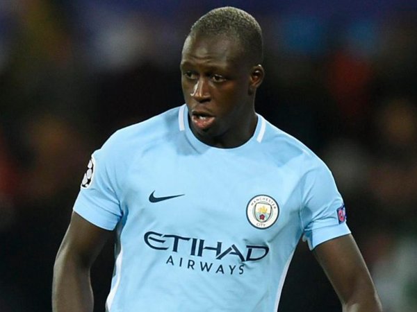 Kabar Baik! Benjamin Mendy Kembali Berlatih Bersama Tim Utama Manchester City