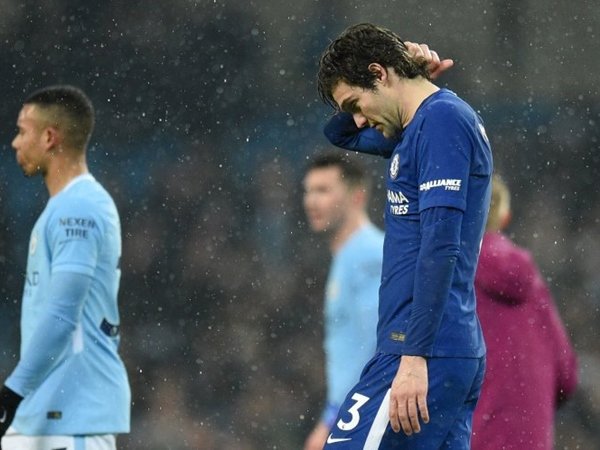 Performa Tak Memuaskan, Marcos Alonso Meyakini Ada Masalah Sikap Dalam Kubu Chelsea
