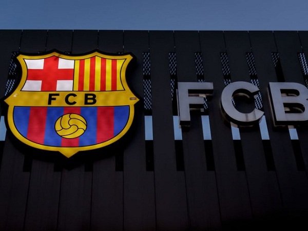 Barcelona Punya Waktu Tujuh Hari Yakinkan Remaja Berbakat Ini Tolak Arsenal dan City