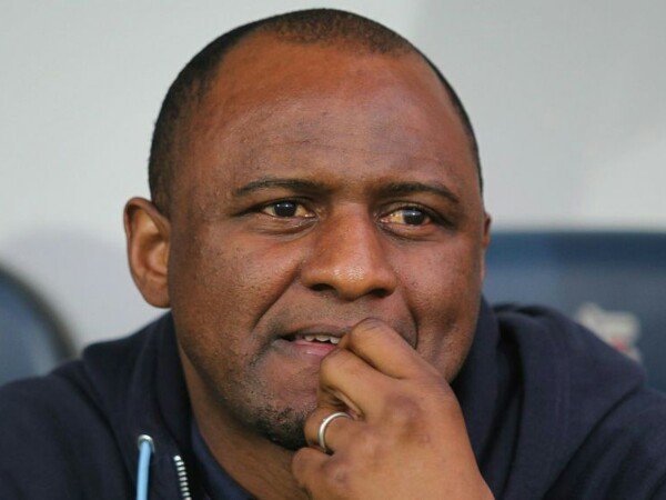 Everton Pertimbangan Vieira Sebagai Manajer Baru
