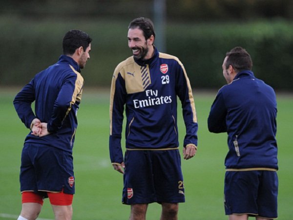 Alasan Ini Bikin Legenda Arsenal Pilih Vieira Gantikan Wenger Ketimbang Arteta