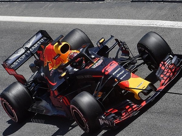 Hasil Tes Barcelona: Verstappen Tercepat, Sean Gelael Alami Masalah di Hari Pertama