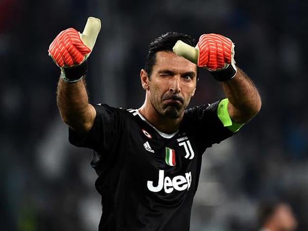 Dino Zoff Anggap Buffon Tidak Pantas Dapat Ballon dâ€™Or