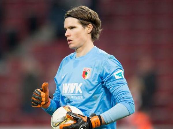 Dortmund Resmi Rekrut Kiper Baru