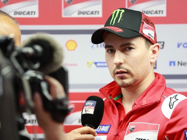 Dovizioso: Pendekatan Jorge Lorenzo Salah di Ducati