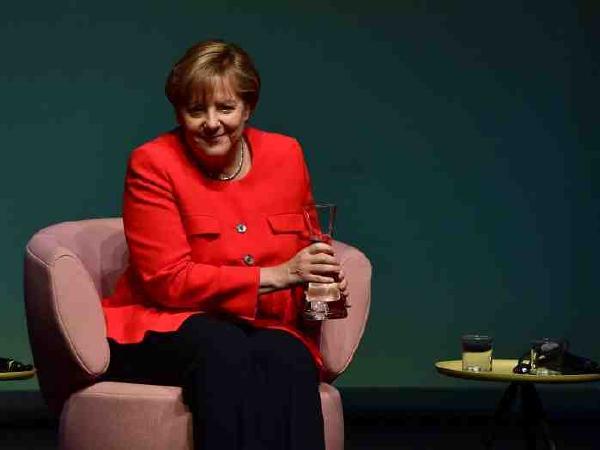 Der Panzer Berharap Dikunjungi Kanselir Jerman