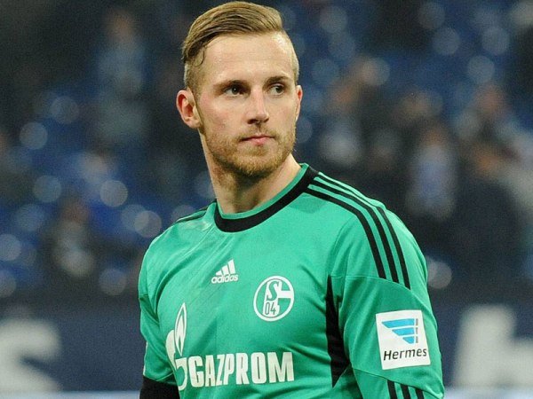 Dua Pemain Penting Schalke Perpanjang Kontrak