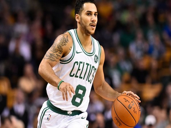 Boston Celtics Terancam Ditinggal Shane Larkin