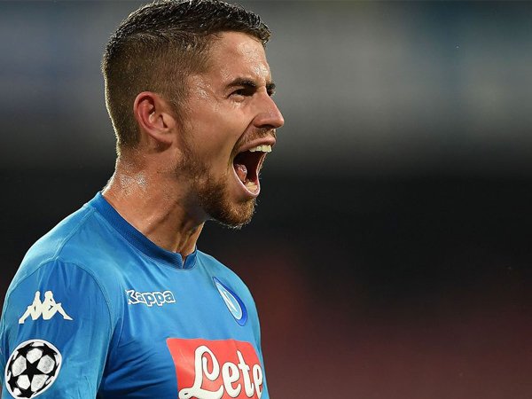 Carlo Ancelotti Jadi Ganjalan Transfer Jorginho ke Manchester City