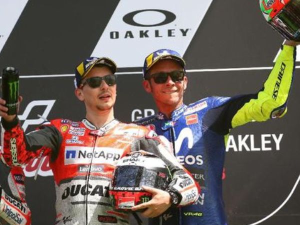 Pindah Ke Honda, Jorge Lorenzo Akan Samai Rekor Valentino Rossi