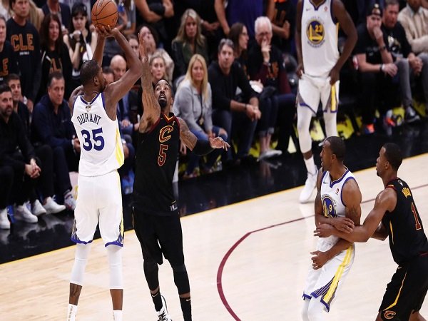 Kevin Durant Berpeluang Rebut Gelar Finals MVP Dari Stephen Curry