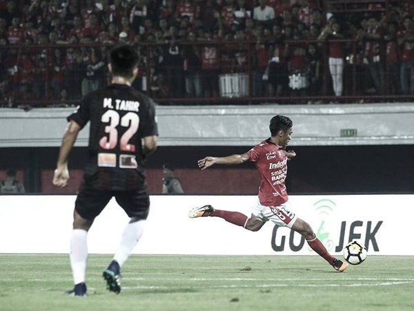 Fadil Sausu Dedikasikan Gol ke Persipura untuk Sang Istri