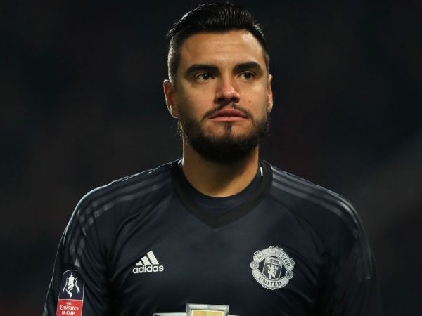 Sergio Romero Pastikan Dirinya Bertahan Bersama MU Musim Depan