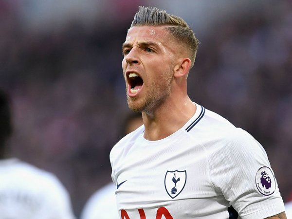 Pemain Belakang Idaman Jose Mourinho ini Segera Merumput di Old Trafford